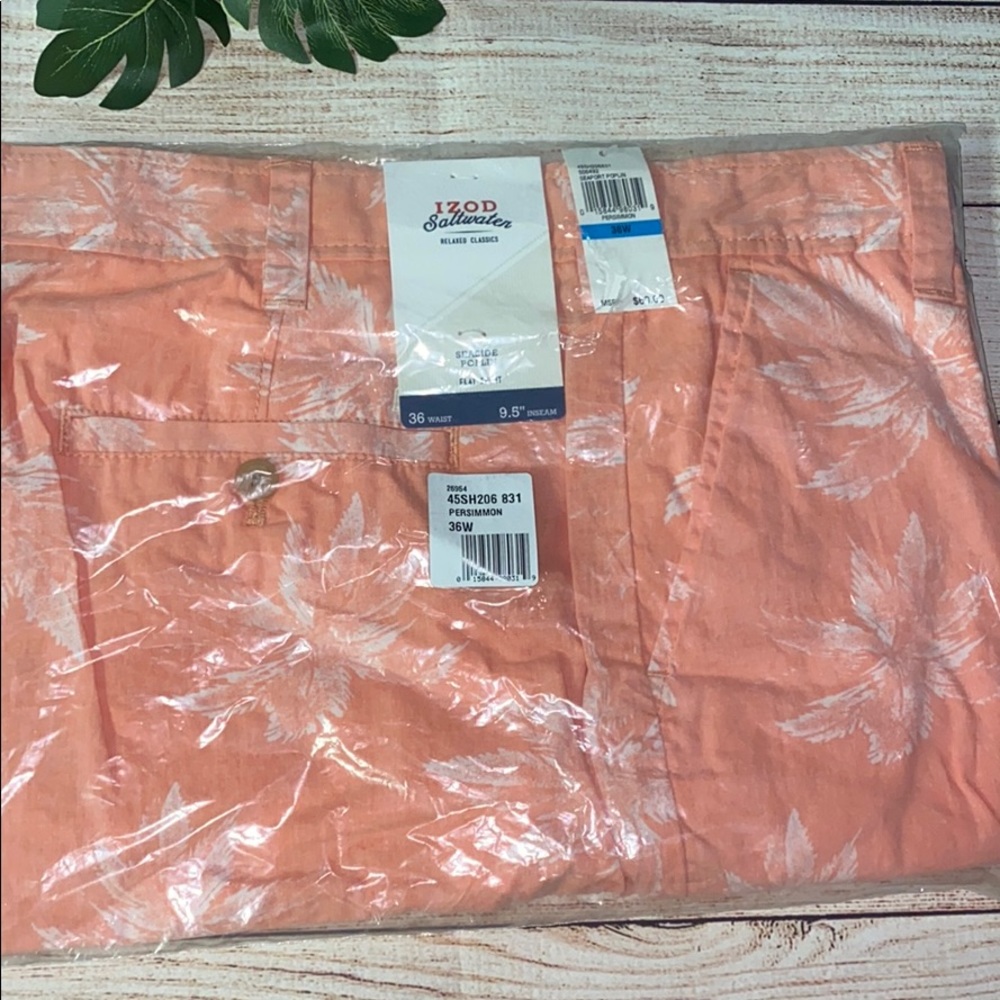 Brand New Izod saltwater shorts